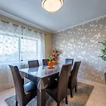 Cozy And Quiet Spacious Flat Oliveira do Douro (Vila Nova de Gaia)