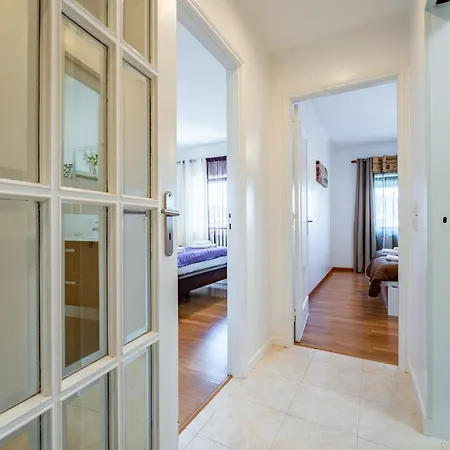 Cozy And Quiet Spacious Flat Lejlighed