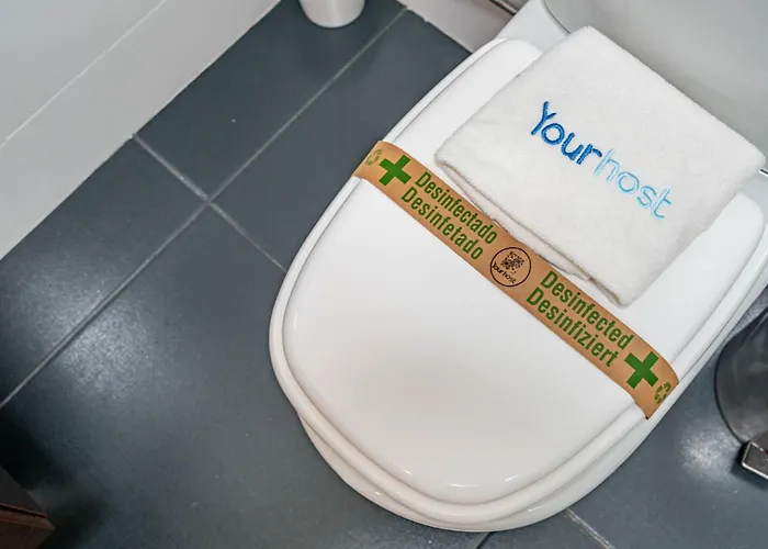 Cozy And Quiet Spacious Flat Apartment *